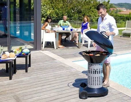 Barbecue a carbonella trasportabile