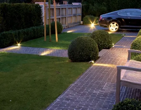 esempio illuminazione giardino
