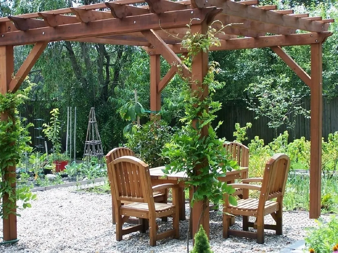 Un classico pergolato da giardino