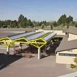 Le pensiline fotovoltaiche sono sempre più utilizzate