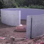 Piscina in lamiera in costruzione