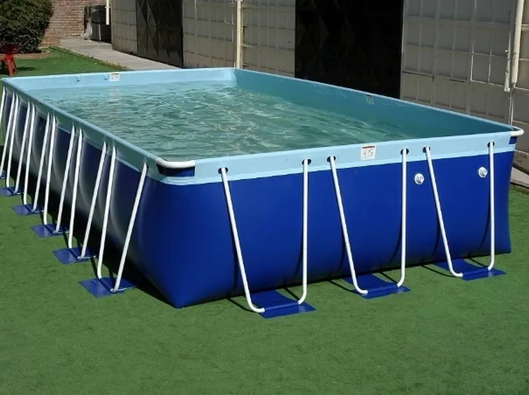 piscina in kit.