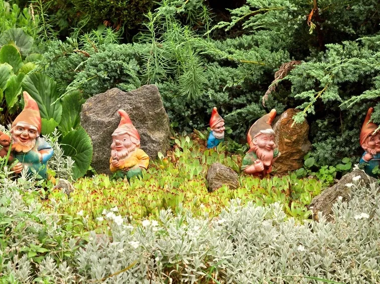 Nani da giardino