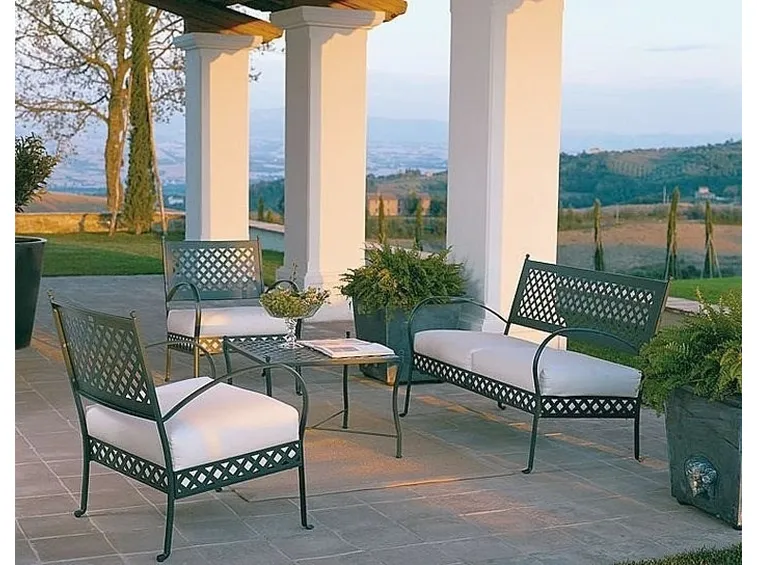 Elegante arredo giardino