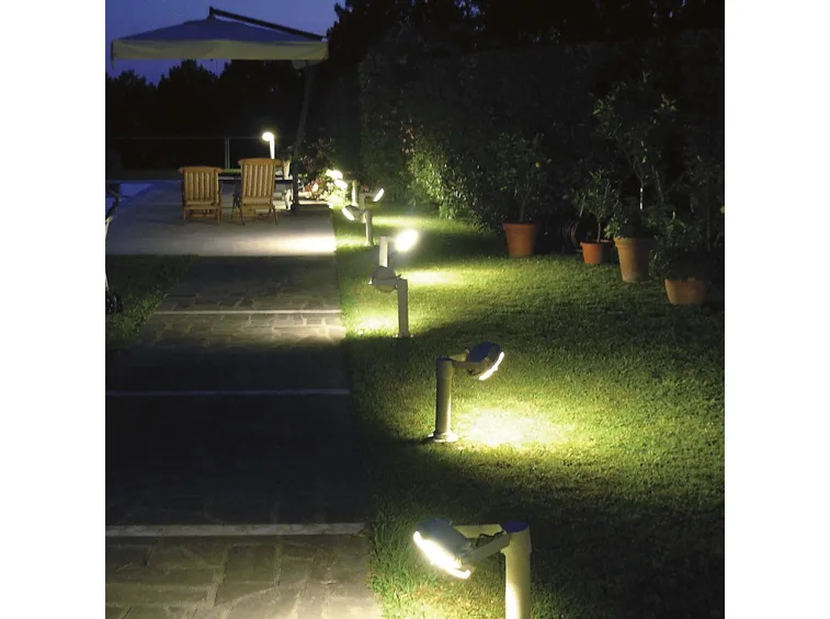 Giardino illuminato