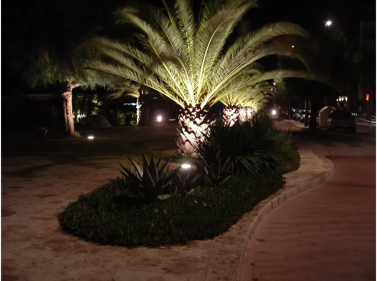 Illuminazione di giardino privato