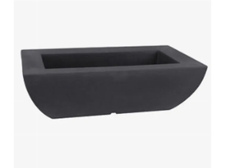 Esempio di fioriera in plastica rotazionale