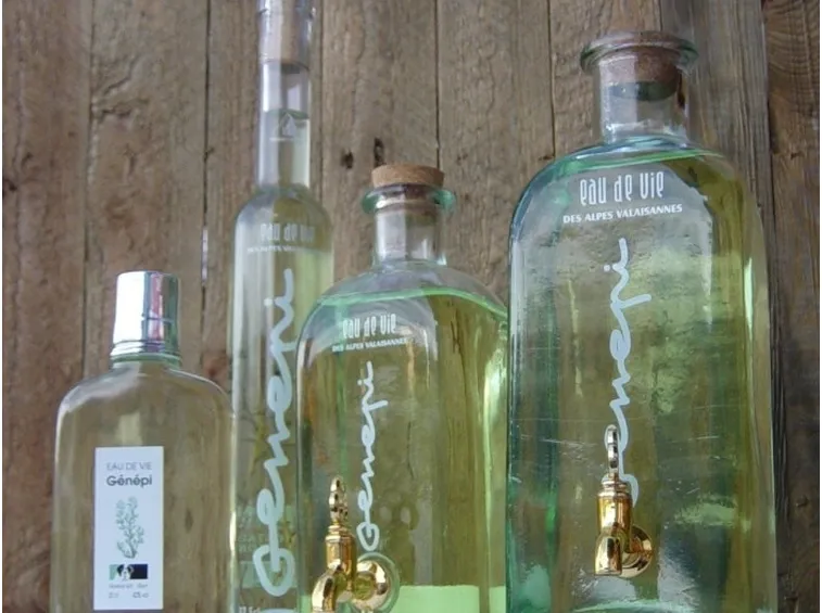 Liquore a base di genepi