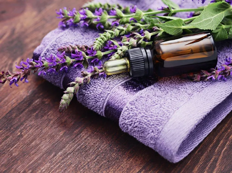 olio essenziale di lavanda