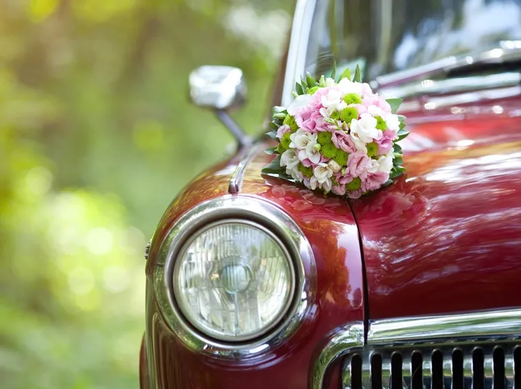 fiori matrimonio per auto