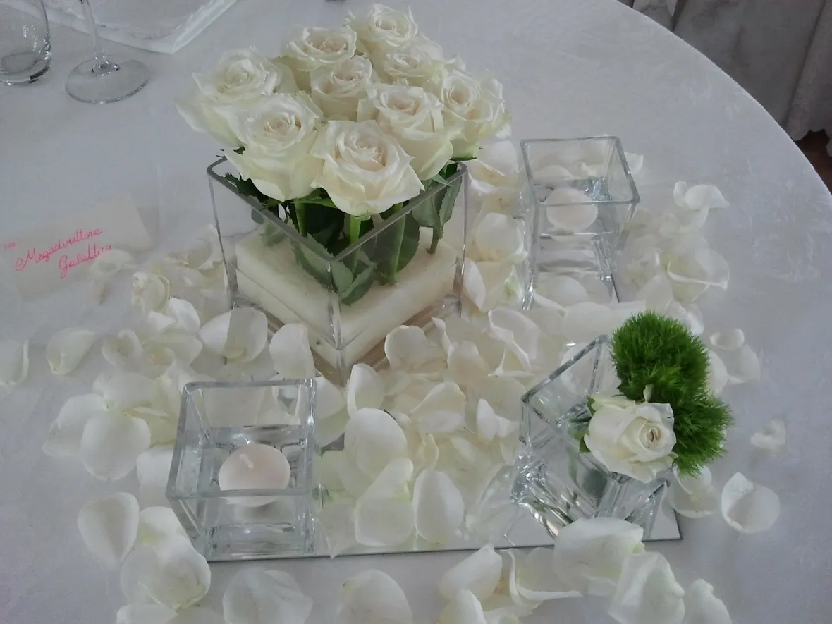 Allestimento floreale con rose