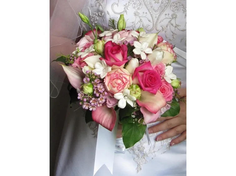 Il bouquet della sposa: stile romantico