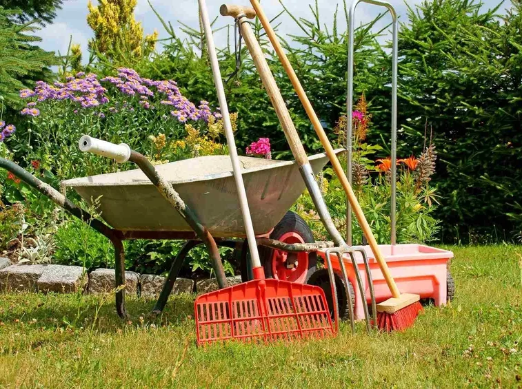 Dove e come riporre gli attrezzi fino alla primavera