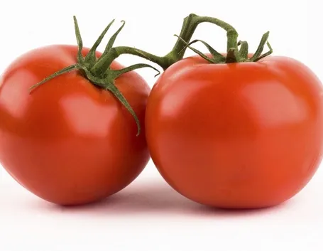 pomodori grandi rossi