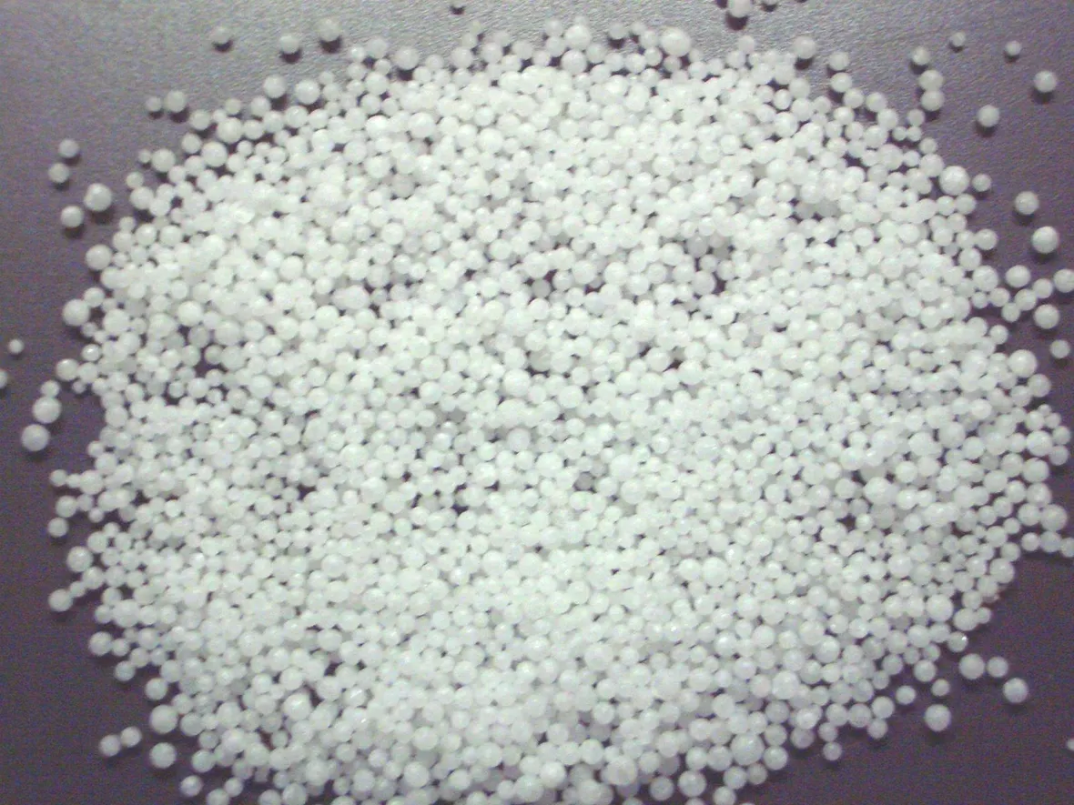 Urea fertilizzante