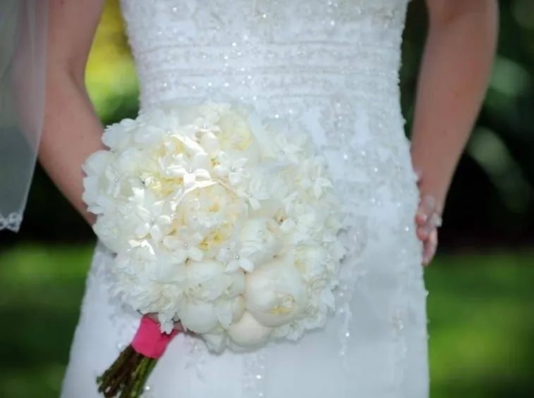 bouquet peonie bianche
