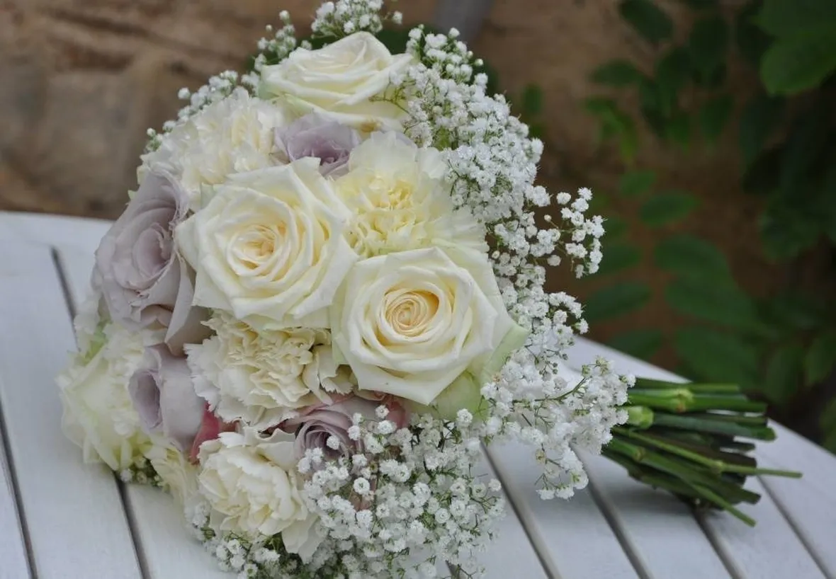 Velo di sposa in bordura