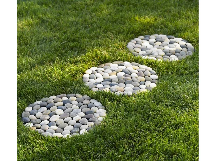 Giardino decorato con sassi