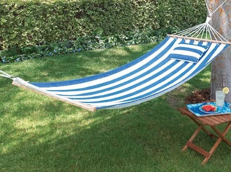 Un'amaca da giardino