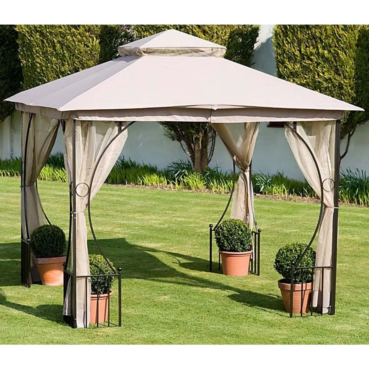 Un gazebo da giardino