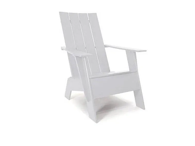 Sedia in plastica per giardino