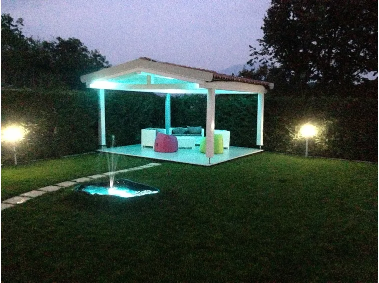 Gazebo realizzato in legno