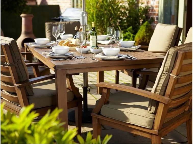 Arredo giardino in legno