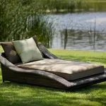 Chaise longue