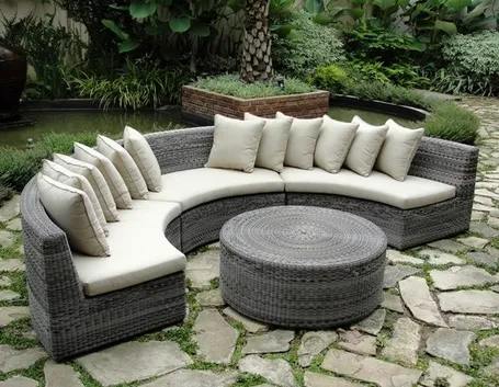 divano da giardino circolare