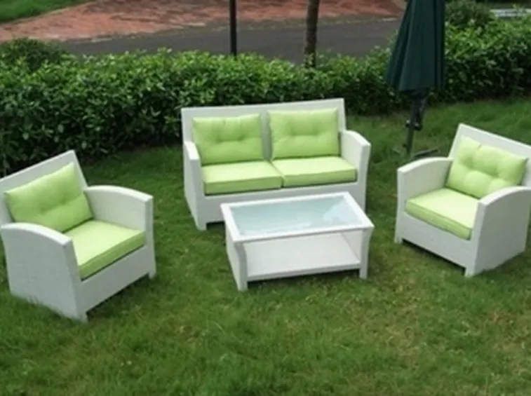Salotto da giardino in rattan