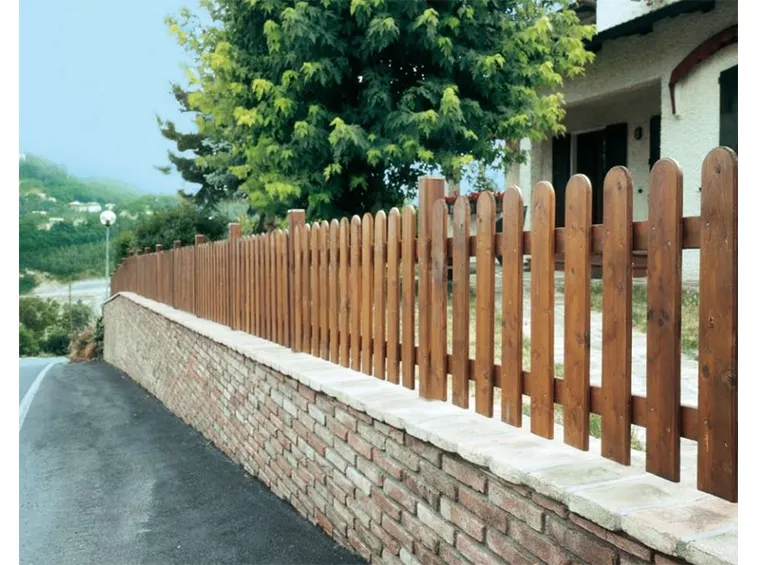 Recinzione in legno