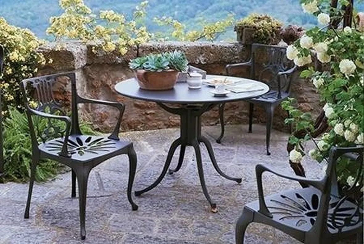 mobili giardino speciali
